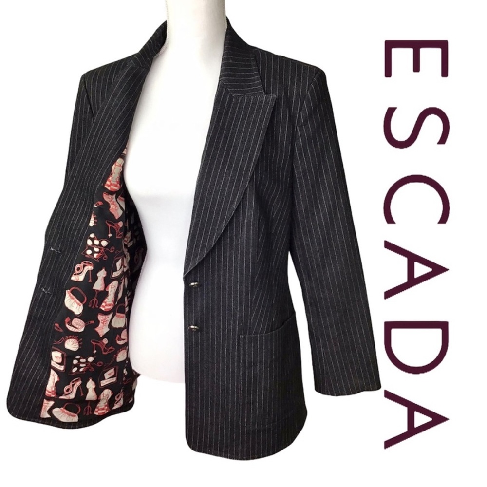 Escada Pinstripe Denim Silk Lined Logo Blazer size 40